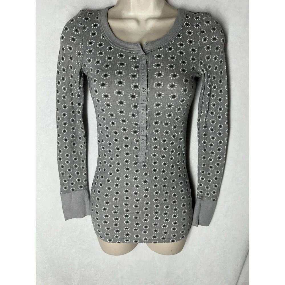 Aeropostale Ribbed Henley Top Gray Dot Y2K Fitted Long Sleeve M - Picture 5 of 6